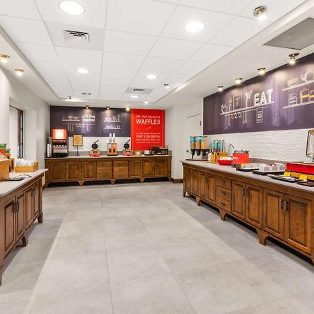 Hampton Inn & Suites Fairbanks Luaran gambar