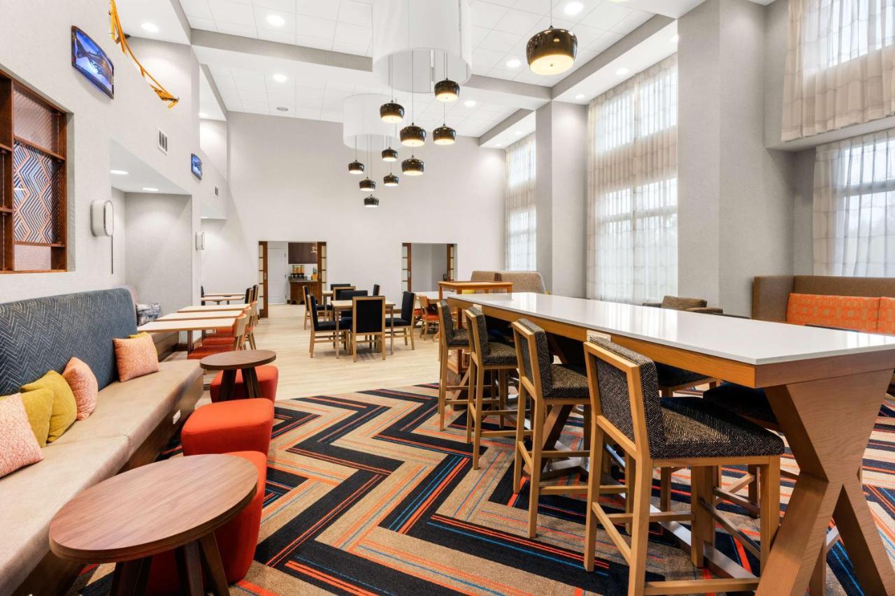 Hampton Inn & Suites Fairbanks Luaran gambar